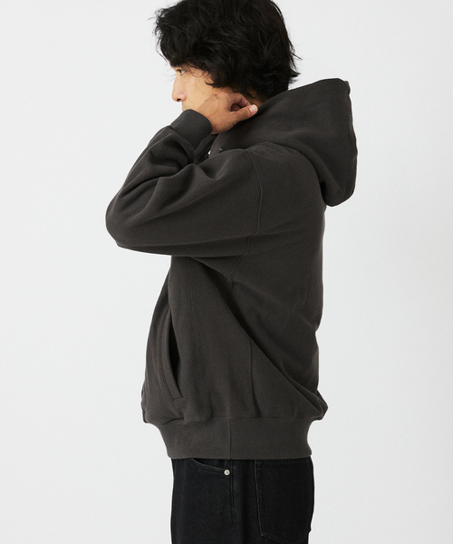 JOURNAL STANDARD relume（ジャーナルスタンダード　レリューム）の「ヘビーウエイト ブラッシュ パーカー（パーカー・メンズ・ライトグレー/ネイビー/ブラック系その他・MEDIUM/LARGE）」の16枚目の写真