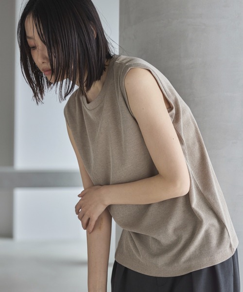 feepur(フェピュール)の「スラブシアータンクトップ(タンクトップ・レディース・ベージュ/オフホワイト/ピンク/チャコールグレー・MEDIUM)」の3枚目の写真