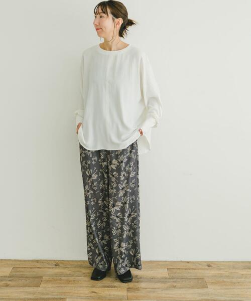 ITEMS URBANRESEARCH（アイテムズ アーバンリサーチ）の「リラックスイージーパンツ（その他パンツ・レディース・チャコールグレー/モカ・FREE）」の3枚目の写真