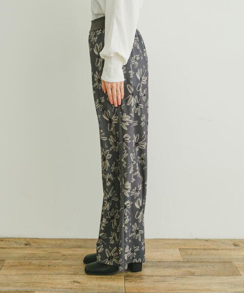 ITEMS URBANRESEARCH（アイテムズ アーバンリサーチ）の「リラックスイージーパンツ（その他パンツ・レディース・チャコールグレー/モカ・FREE）」の7枚目の写真