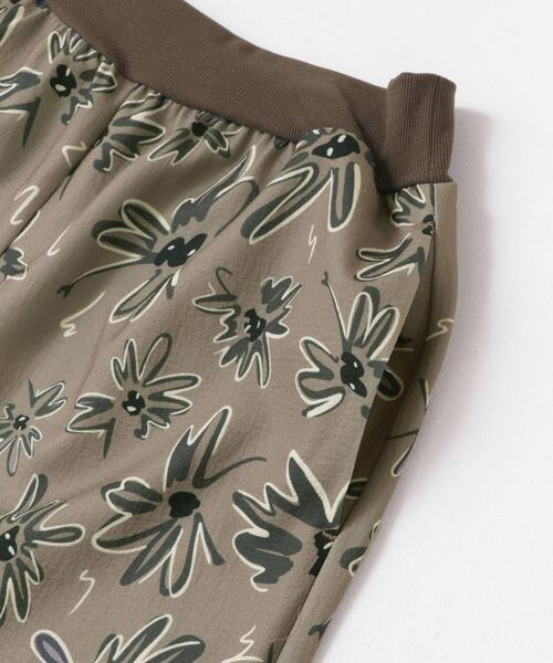 ITEMS URBANRESEARCH（アイテムズ アーバンリサーチ）の「リラックスイージーパンツ（その他パンツ・レディース・チャコールグレー/モカ・FREE）」の20枚目の写真