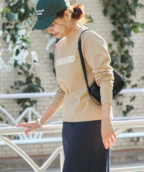 JOURNAL STANDARD（ジャーナルスタンダード）の「《追加6》UNBIASEDロングスリーブ Tシャツ（Tシャツ/カットソー・レディース・ベージュ/ホワイト/シルバー/チャコールグレー・FREE）」の9枚目の写真
