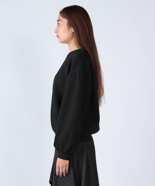 CECIL McBEE(セシルマクビー)の「ふくれジャガードゆるシルエットプルオーバー(Tシャツ/カットソー・レディース・アイボリー/ブラック・MEDIUM/LARGE)」の9枚目の写真