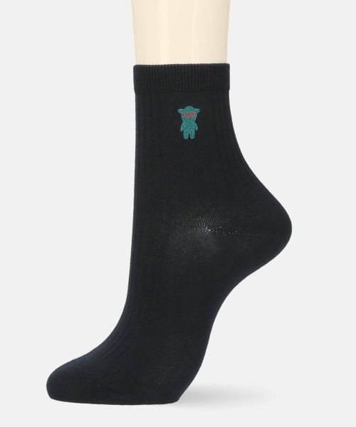 EMPORIO ARMANI(エンポリオアルマーニ)の「EMPORIO ARMANI レディース マンガベア ショートソックス 03440105(ソックス/靴下・レディース・オフホワイト/オレンジ系その他/ブラック/グレー系その他/ダークパープル/サックスブルー/ピンク/ネイビー/レッド・23-25cm)」の12枚目の写真