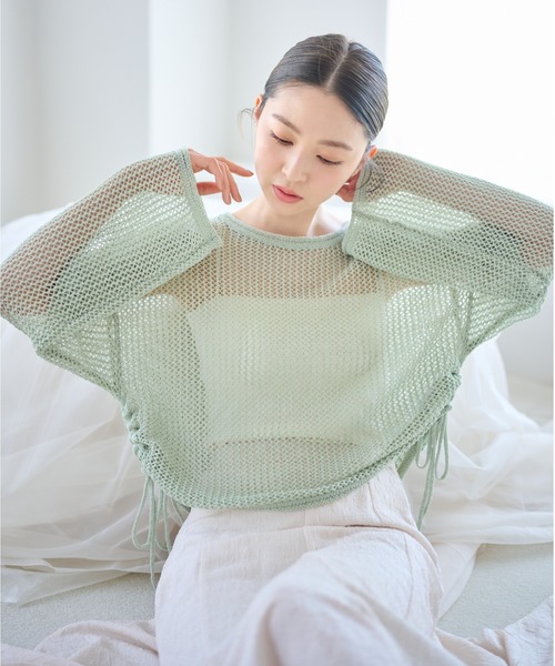 mysty woman（ミスティウーマン）の「サイドドロストニットプルオーバー 315130（ニット/セーター・レディース・ブラック/ライトグリーン/ライトベージュ/アイボリー・FREE）」の4枚目の写真