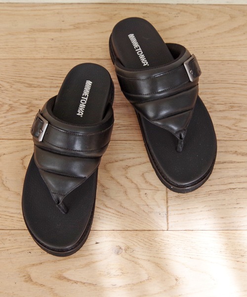 Minnetonka(ミネトンカ)の「【MINNETONKA/ミネトンカ】 プラットフォームパファートングサンダル ビーチサンダル 25M03(サンダル・レディース・ブルー/シルバー/ブラック/ホワイト・6/8/9/5/7)」の3枚目の写真