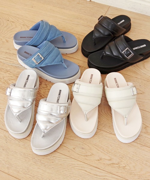 Minnetonka(ミネトンカ)の「【MINNETONKA/ミネトンカ】 プラットフォームパファートングサンダル ビーチサンダル 25M03(サンダル・レディース・ブルー/シルバー/ブラック/ホワイト・6/8/9/5/7)」の16枚目の写真