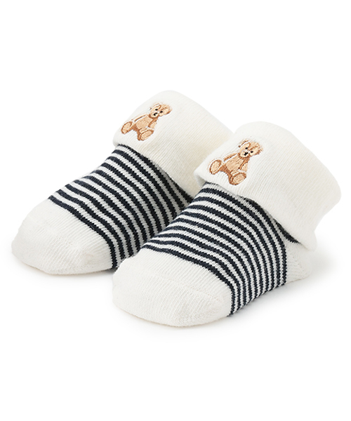 petit main(プティマイン)の「【POLO】刺しゅうカップソックス(ベビーシューズ/ベビーソックス・キッズ・アイボリー/ネイビー・9-11cm/11-13cm)」の2枚目の写真