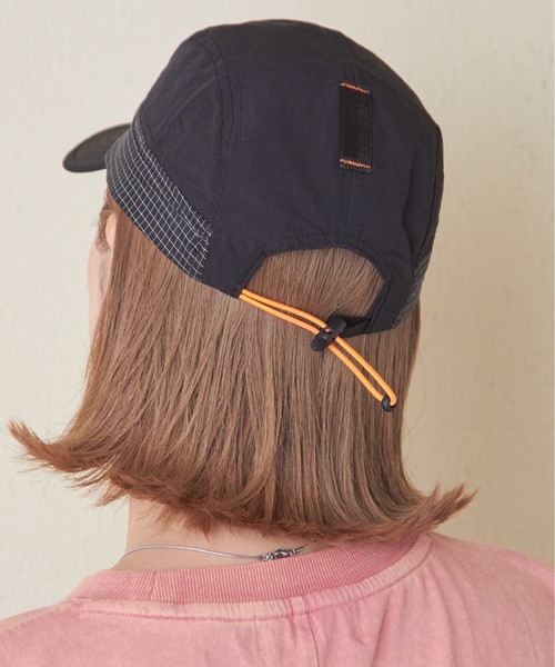 CUBE SUGAR(キューブシュガー)の「ナイロントレッキングキャップ(キャップ・レディース・ネイビー/グリーン/ブラック・M)」の4枚目の写真