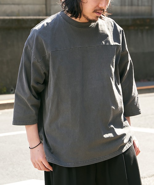 Goodwear(グッドウェア)の「【Goodwear】製品染め7分袖SUPER BIGフットボールTシャツ(Tシャツ/カットソー・メンズ・グリーン/ネイビー/ベージュ/チャコール・S/M/L)」の1枚目の写真