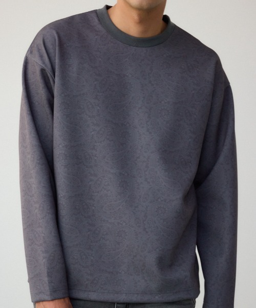 AZUL by moussy(アズールバイマウジー)の「総柄プリントポンチプルオーバー(スウェット・メンズ・ブラック系その他/グレー系その他・FREE)」の2枚目の写真