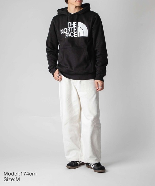 THE NORTH FACE(ザノースフェイス)の「THE NORTH FACE HALF DOME PULLOVER HOODIE ノースフェイス ハーフドーム プルオーバー フーディー パーカー(パーカー・メンズ・ブラック/ホワイト・MEDIUM/LARGE/SMALL)」の5枚目の写真