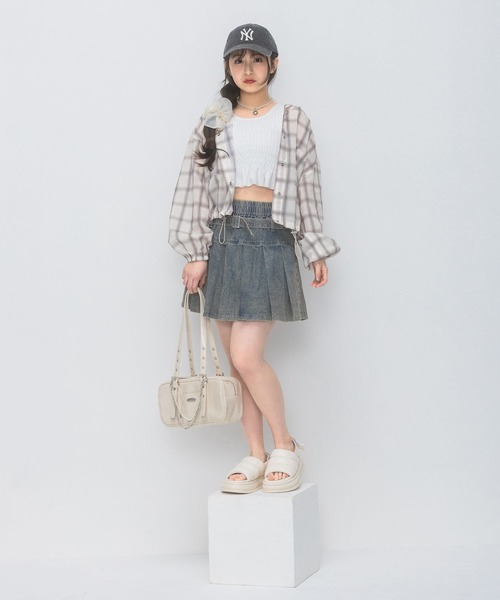 repipi armario（レピピ アルマリオ）の「ライトデニムプリーツスカート（スカート・キッズ・ブルー/ブラック系その他/ブルー系その他・SMALL/LARGE/MEDIUM）」の4枚目の写真