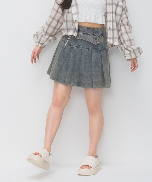 repipi armario（レピピ アルマリオ）の「ライトデニムプリーツスカート（スカート・キッズ・ブルー/ブラック系その他/ブルー系その他・SMALL/LARGE/MEDIUM）」の7枚目の写真