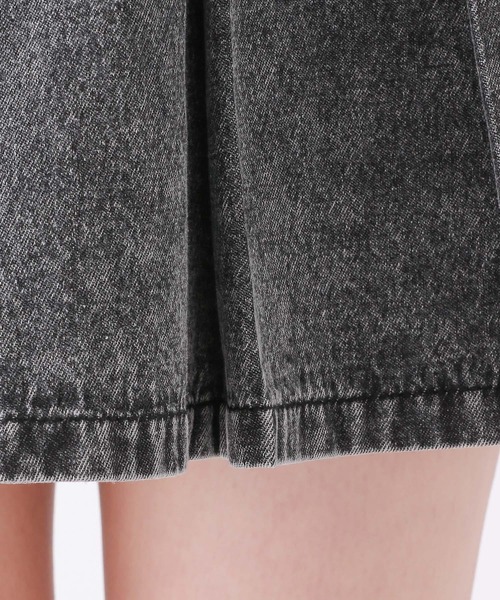 repipi armario（レピピ アルマリオ）の「ライトデニムプリーツスカート（スカート・キッズ・ブルー/ブラック系その他/ブルー系その他・SMALL/LARGE/MEDIUM）」の17枚目の写真