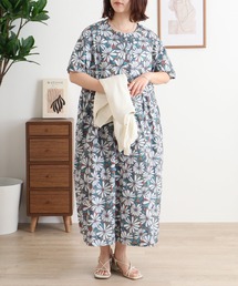 Emago（イマゴ）の「EMAGO 多色花総柄プリントワンピース（ワンピース）」