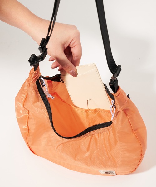 COBMASTER(コブマスター)の「【COBMASTER/コブマスター】COBMASTER-CR BANANA SHOULDER/ショルダーバッグ(ショルダーバッグ・メンズ・パープル/ミント/イエロー/ブラウン/レンガ/ホワイト/ブラック/グレー/ラベンダー・FREE)」の20枚目の写真