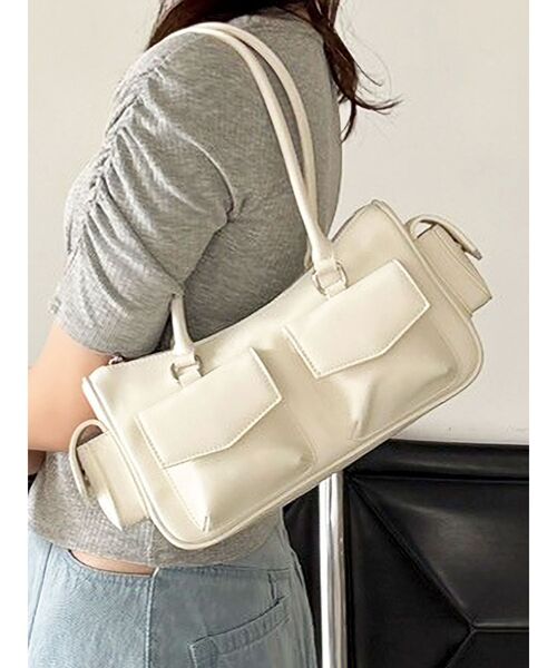 dazzlin（ダズリン）の「ツインポケットボストンバッグ（ボストンバッグ・レディース・オフホワイト/ブルー/ブラウン/オレンジ・FREE）」の2枚目の写真