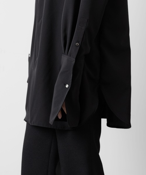 ato（アトウ）の「OVERSIZED DOUBLE CUFFS SHIRT（シャツ/ブラウス・メンズ・ブラック/ホワイト・48/46/44）」の14枚目の写真