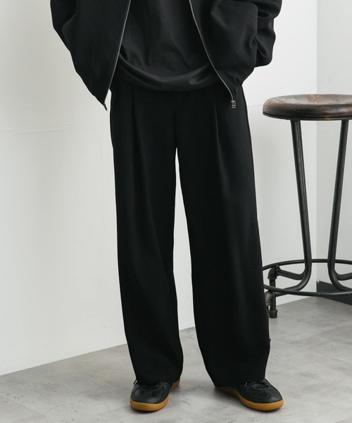 SENSE OF PLACE by URBAN RESEARCH(センスオブプレイスバイアーバンリサーチ)の「『UR TECH DRYLUXE』 リネンライクワイドパンツ(その他パンツ・メンズ・ブラック/グリーン/ネイビー・MEDIUM/LARGE)」の2枚目の写真