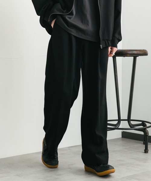 SENSE OF PLACE by URBAN RESEARCH(センスオブプレイスバイアーバンリサーチ)の「『UR TECH DRYLUXE』 リネンライクワイドパンツ(その他パンツ・メンズ・ブラック/グリーン/ネイビー・MEDIUM/LARGE)」の9枚目の写真
