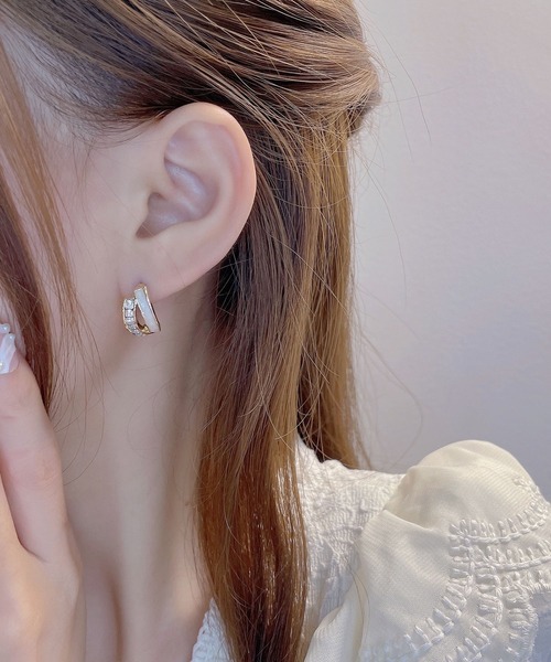 LA VORAGINE(ラ ヴォラジネ)の「ピアス(ピアス(両耳用)・レディース・A・FREE)」の1枚目の写真