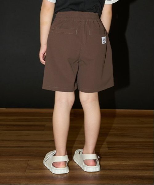 b・ROOM（ビールーム）の「カーゴポケット4分丈パンツ（その他パンツ・キッズ・ベージュ/アイボリー/ダークブラウン/ブラック/カーキ/ブルー系その他2・130cm/120cm/150cm/140cm/110cm/100cm）」の21枚目の写真