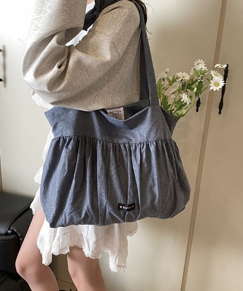 mebole(メボレ)の「プリーツリボントート(トートバッグ・レディース・ホワイト/ドット/ブルー・FREE)」の17枚目の写真