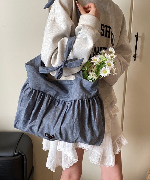 mebole(メボレ)の「プリーツリボントート(トートバッグ・レディース・ホワイト/ドット/ブルー・FREE)」の22枚目の写真