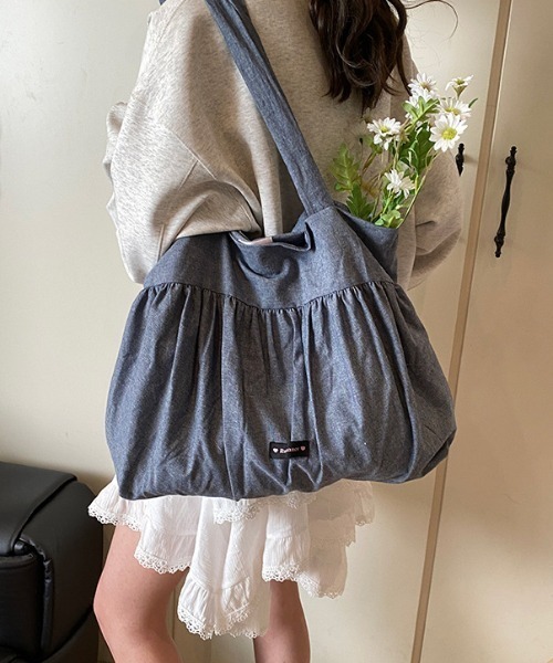 mebole(メボレ)の「プリーツリボントート(トートバッグ・レディース・ホワイト/ドット/ブルー・FREE)」の16枚目の写真