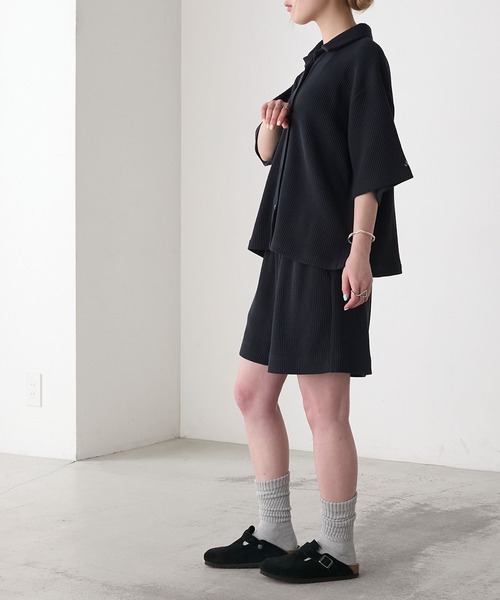 AMERIA ANDERSON(アメリアアンダーソン)の「【AMERIA ANDERSON】waffle fabric set-up / ワッフル地 ワンポイントロゴ刺繍 ハーフスリーブ&ショートパンツ セットアップ(ルームウェア/パジャマ・レディース・ライトグリーン/ダークネイビー/ライトブラウン・L/M)」の13枚目の写真