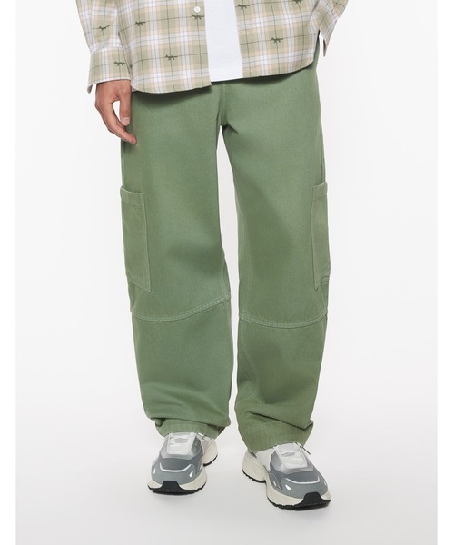 Maison Kitsune（メゾンキツネ）の「BELTED UTILITY PANTS（その他パンツ・メンズ・ライトオリーブ・28/31/30/32/29）」の6枚目の写真