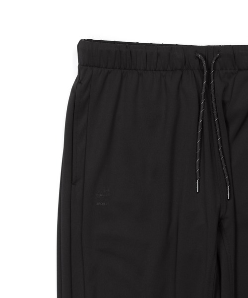The DUFFER of ST.GEORGE（ザダファーオブセントジョージ）の「ZERO GRAVITY EASY TRUCK PANTS ：ゼログラビティ セットアップ トラックパンツ（その他パンツ・メンズ・チャコールグレー/ブラック・SMALL/MEDIUM/LARGE/X-LARGE）」の11枚目の写真