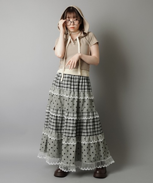 SPINNS（スピンズ）の「ティアードロングスカート/ドットチェック/NEO森ガール（スカート・レディース・ブラック・ONESIZE）」の14枚目の写真