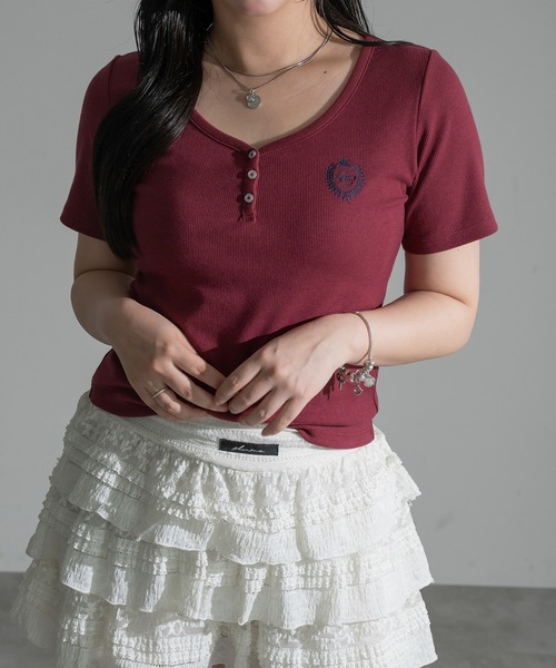 apres jour mignon(アプレジュールミニョン)の「ヘンリーリブTシャツ【ZOZOTOWN限定アイテム】(Tシャツ/カットソー・レディース・ライトブルー/チャコールグレー/ネイビー/ワインレッド/ボルドー/グリーン・フリー/X-LARGE)」の5枚目の写真