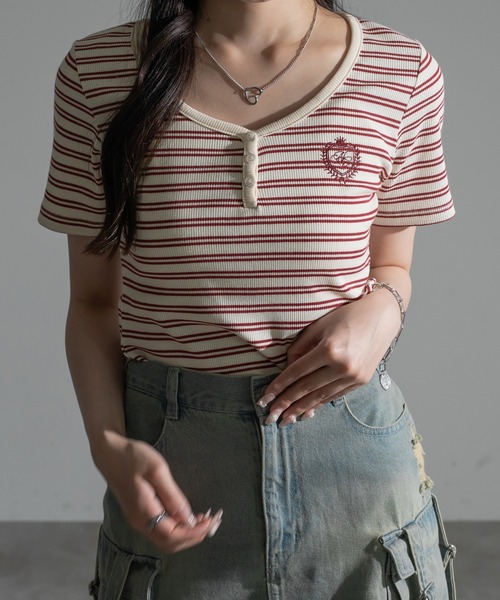 apres jour mignon(アプレジュールミニョン)の「ヘンリーリブTシャツ【ZOZOTOWN限定アイテム】(Tシャツ/カットソー・レディース・ライトブルー/チャコールグレー/ネイビー/ワインレッド/ボルドー/グリーン・フリー/X-LARGE)」の22枚目の写真