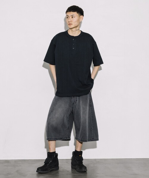 FREAK'S STORE(フリークスストア)の「HEAVY WEIGHT / ヘビーウェイト ヘンリーネック ショートスリーブTシャツ/10.5オンス(Tシャツ/カットソー・メンズ・ベージュ/チャコールグレー/ワインレッド/ライトグレー/ホワイト/ブラック・LARGE/MEDIUM/SMALL)」の22枚目の写真