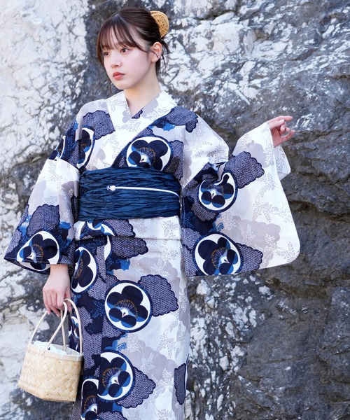 utatane(ウタタネ)の「選べる浴衣3点セット utataneオリジナル 国内染色(浴衣・レディース・ホワイト系1/ホワイト系2/レッド系1/ネイビー系3/ネイビー系4/ネイビー系5/ネイビー系2/ブラック系2/グリーン系1/ネイビー系1/アイボリー系1/ブラック系1/ブラック系3/グレー系1/ブルー系1/ブラック系4/ブラック系5/ネイビー系6/ベージュ系1・FREE)」の14枚目の写真