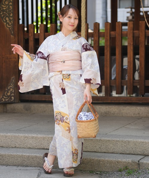 utatane(ウタタネ)の「選べる浴衣3点セット utataneオリジナル 国内染色(浴衣・レディース・ホワイト系1/ホワイト系2/レッド系1/ネイビー系3/ネイビー系4/ネイビー系5/ネイビー系2/ブラック系2/グリーン系1/ネイビー系1/アイボリー系1/ブラック系1/ブラック系3/グレー系1/ブルー系1/ブラック系4/ブラック系5/ネイビー系6/ベージュ系1・FREE)」の18枚目の写真