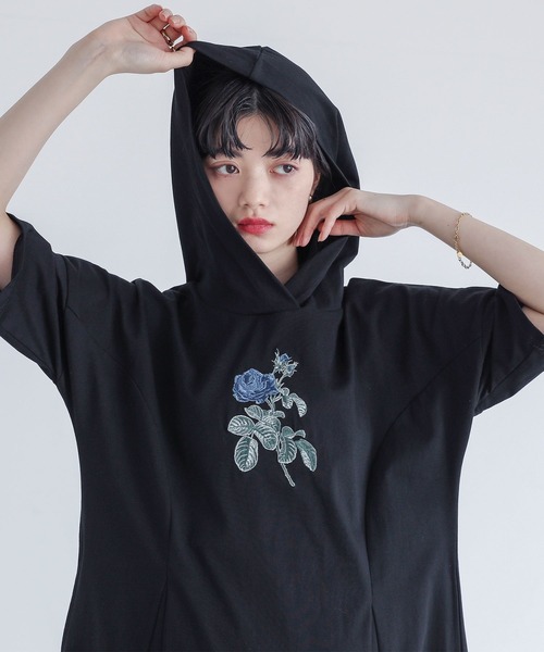 somari imagination(ソマリ イマジネーション)の「【接触冷感】『フラワー刺繍フードワンピース』(ワンピース・レディース・ブラック/ベージュ・2/1)」の20枚目の写真