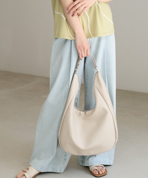 Bab（バブ）の「ダブルZIPサイドベルトバッグ（ハンドバッグ・レディース・ブラック/オフホワイト/ブラウン・ONESIZE）」の9枚目の写真