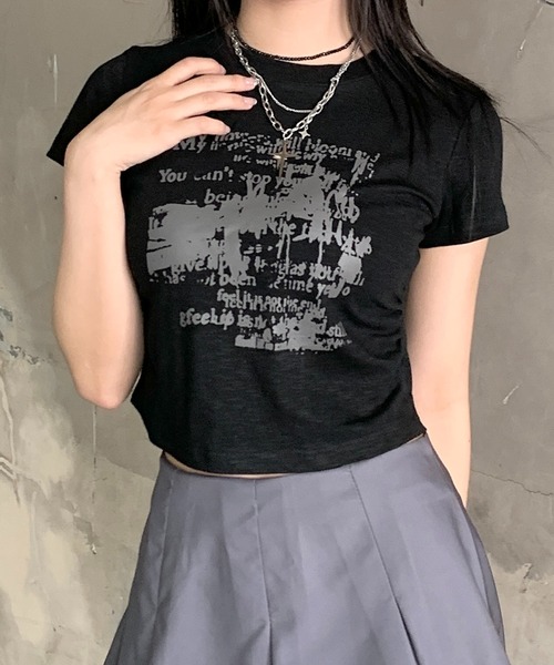 lilful(リルフル)の「サイドギャザー プリント コンパクトピチTシャツ(Tシャツ/カットソー・レディース・ベージュ/ブラック/アイボリー・M/S)」の21枚目の写真