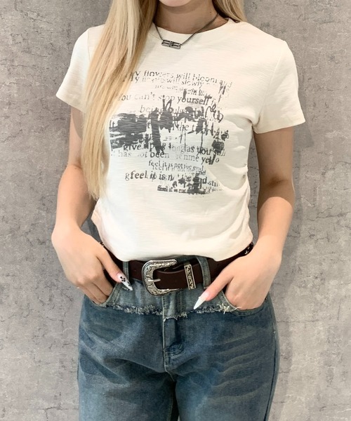 lilful(リルフル)の「サイドギャザー プリント コンパクトピチTシャツ(Tシャツ/カットソー・レディース・ベージュ/ブラック/アイボリー・M/S)」の12枚目の写真