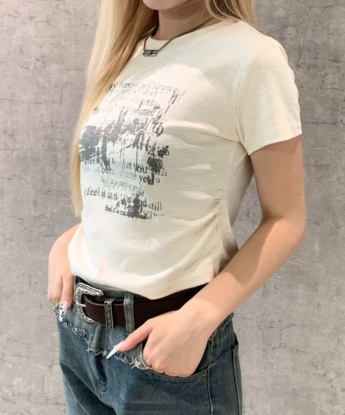 lilful(リルフル)の「サイドギャザー プリント コンパクトピチTシャツ(Tシャツ/カットソー・レディース・ベージュ/ブラック/アイボリー・M/S)」の13枚目の写真
