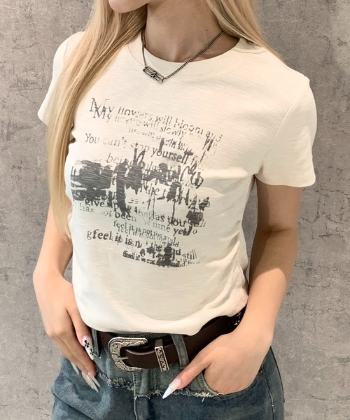 lilful(リルフル)の「サイドギャザー プリント コンパクトピチTシャツ(Tシャツ/カットソー・レディース・ベージュ/ブラック/アイボリー・M/S)」の15枚目の写真