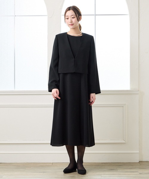 AIMER（エメ）の「【夏用喪服・礼服】マシンウォッシャブル アシンメトリータックAライン サマーブラックフォーマルワンピース（ワンピース・レディース・ブラック・MEDIUM/LARGE/X-LARGE）」の18枚目の写真