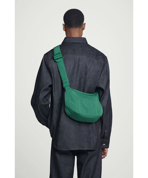 クロスボディーサドルバッグ - ナイロン（ビジネスバッグ）｜COS