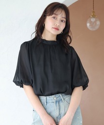 シアーパフスリーブハイネックブラウス