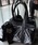 BLACKPURPLEiubNp[vj́uyBLACK PURPLEzNIKI Glossy Duffel Bag / yubNp[vzObV[_bt{XgobOi{XgobOjvbVo[O[