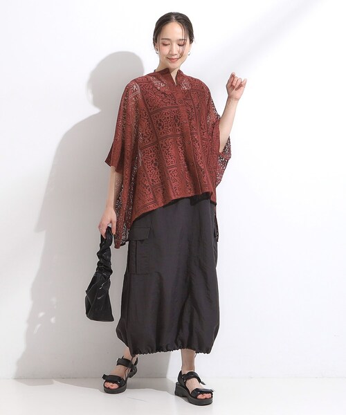 Cutie Blonde（キューティーブロンド）の「大人レトロスタイルに レースポンチョシャツ（シャツ/ブラウス・レディース・ブラック/ホワイト/ダークブラウン・00）」の14枚目の写真